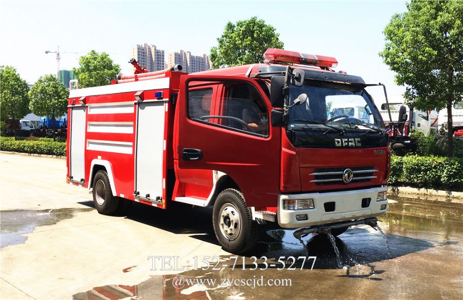 4吨东风多利卡水罐消防车