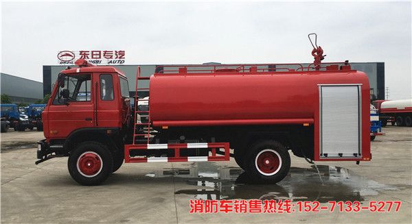东风8吨消防洒水车