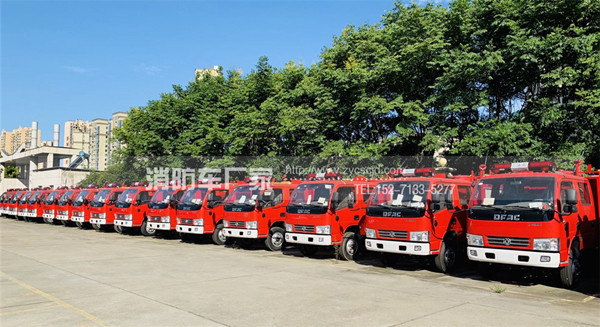 河南用户：采购25台东风2.5吨水罐消防车